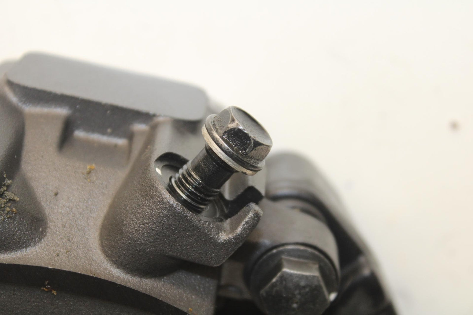 17-20 KAWASAKI NINJA 650 EX650 ABS REAR BACK BRAKE CALIPER W MOUNT  BB88