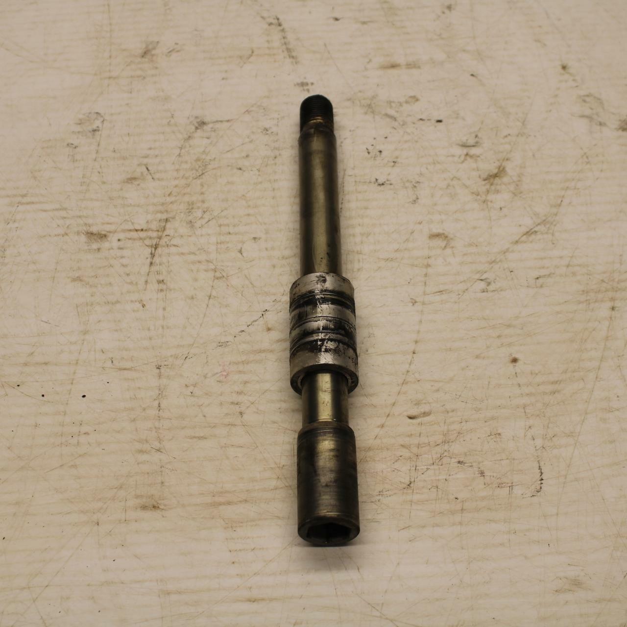 07-16 TRIUMPH STREET TRIPLE FRONT WHEEL RIM AXLE PIVOT BOLT BB356