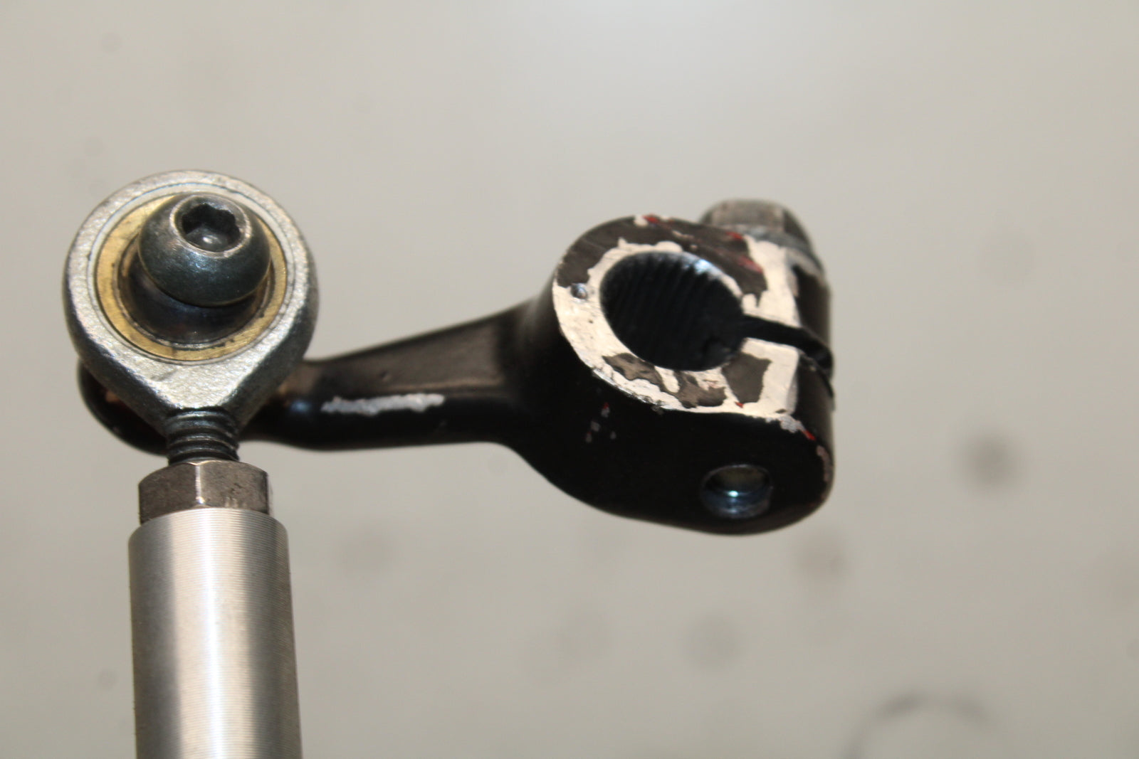 06 YAMAHA YZF R6 SHIFTER LINKAGE SHIFT LINK PEDAL BB716