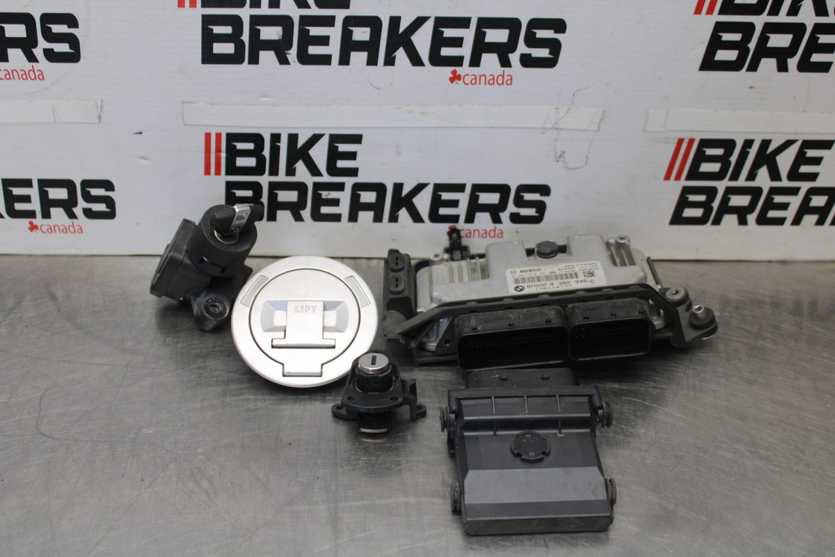 17-20 BMW S1000R IGNITION LOCK KEY SET W/ GAS CAP AND SEAT LOCK BB909
