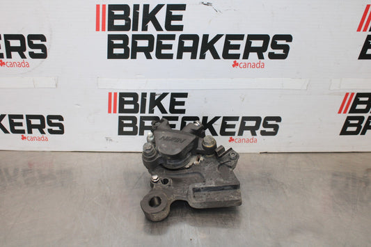 23-26 KAWASAKI NINJA ZX4RR REAR BACK BRAKE CALIPER W MOUNT BRACKET BB898