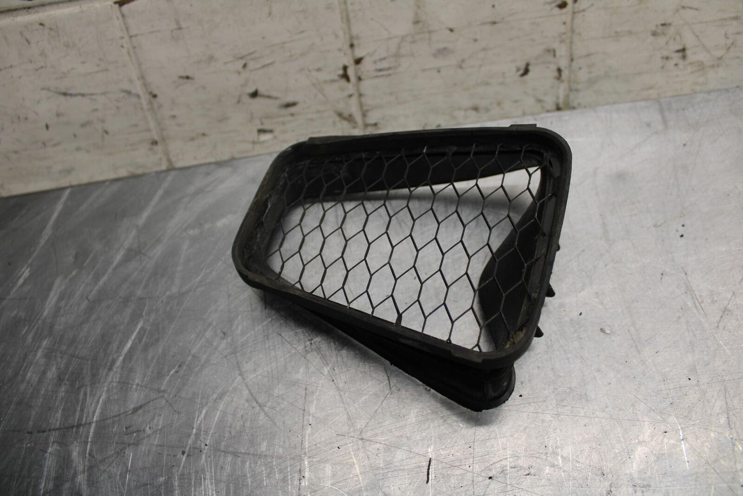 07-12 HONDA CBR600RR AIR INTAKE GRILL BB500