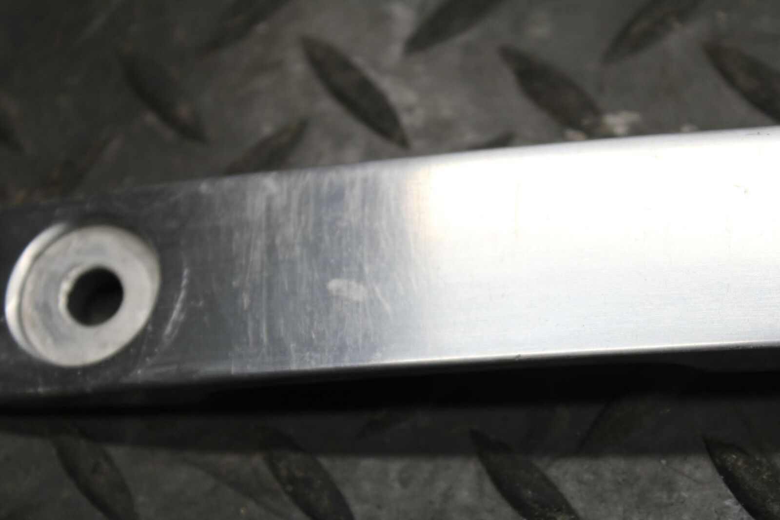 05-06 KAWASAKI VULCAN VN1500 CLASSIC UPPER TRIPLE TREE CLAMP TRIM CAP BB220