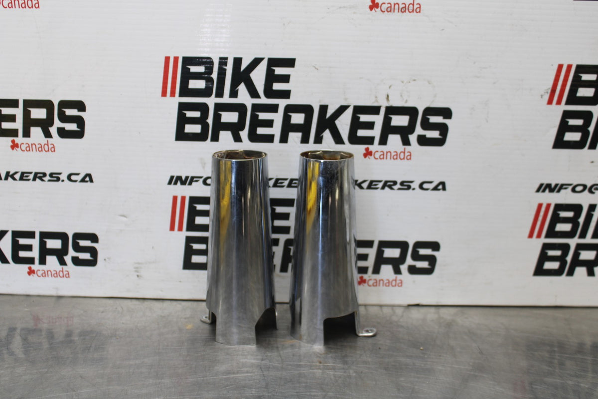 02 KAWASAKI VULCAN 800 VN800B CLASSIC FORK UPPER COVER TOP GUARD SHIELD BB862