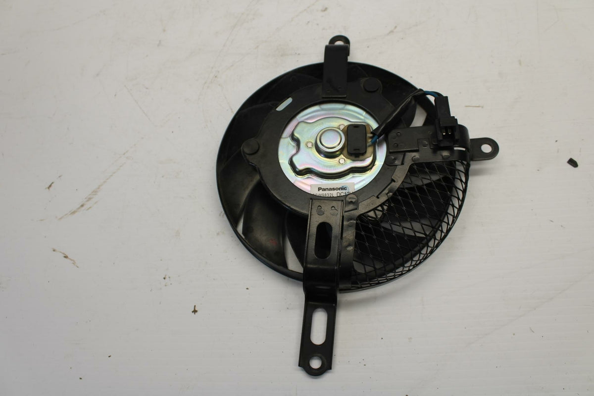 11-21 SUZUKI GSXR600 ENGINE RADIATOR COOLING FAN BB252