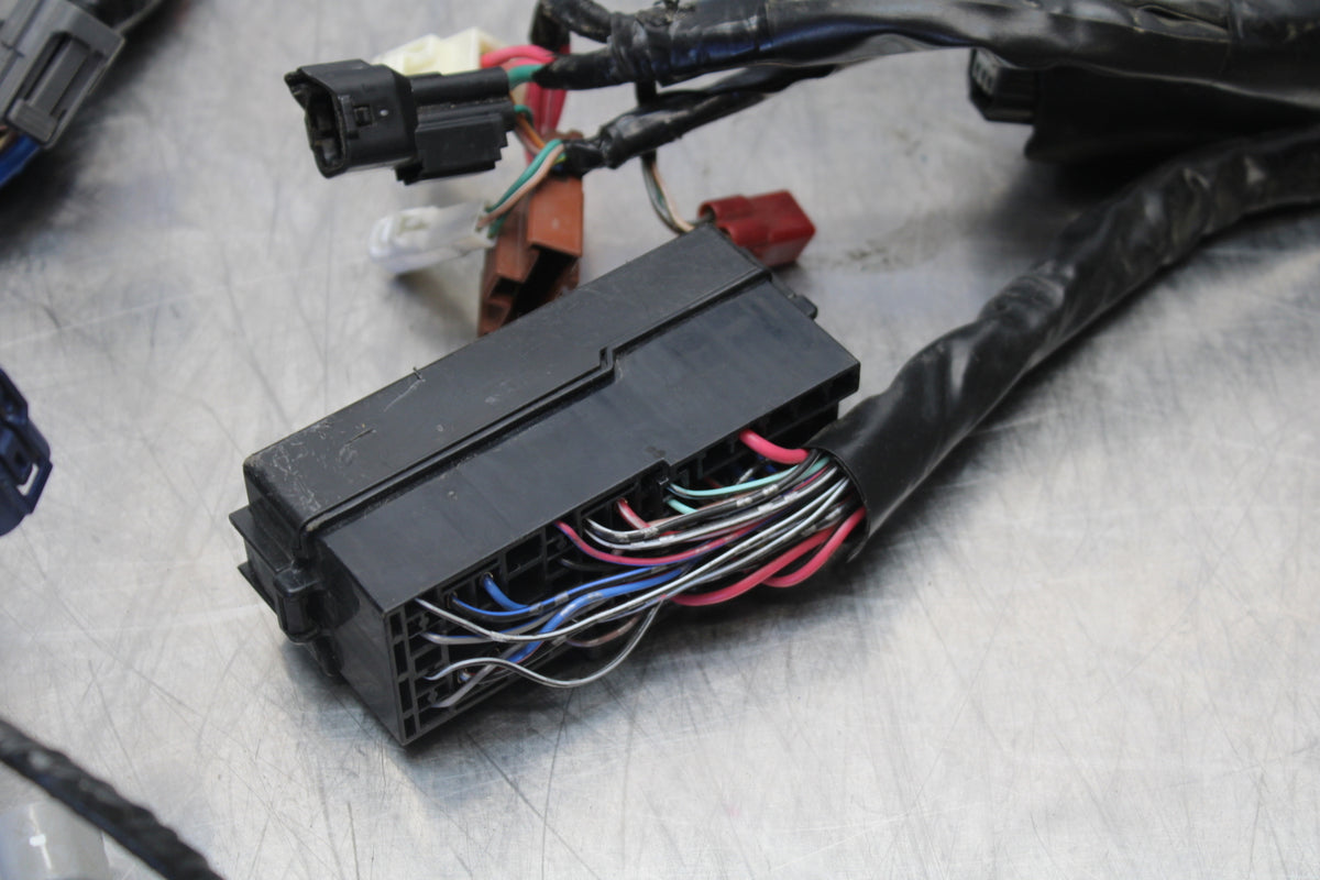 12-16 HONDA CBR1000RR MAIN ENGINE WIRING HARNESS MOTOR WIRE LOOM BB157