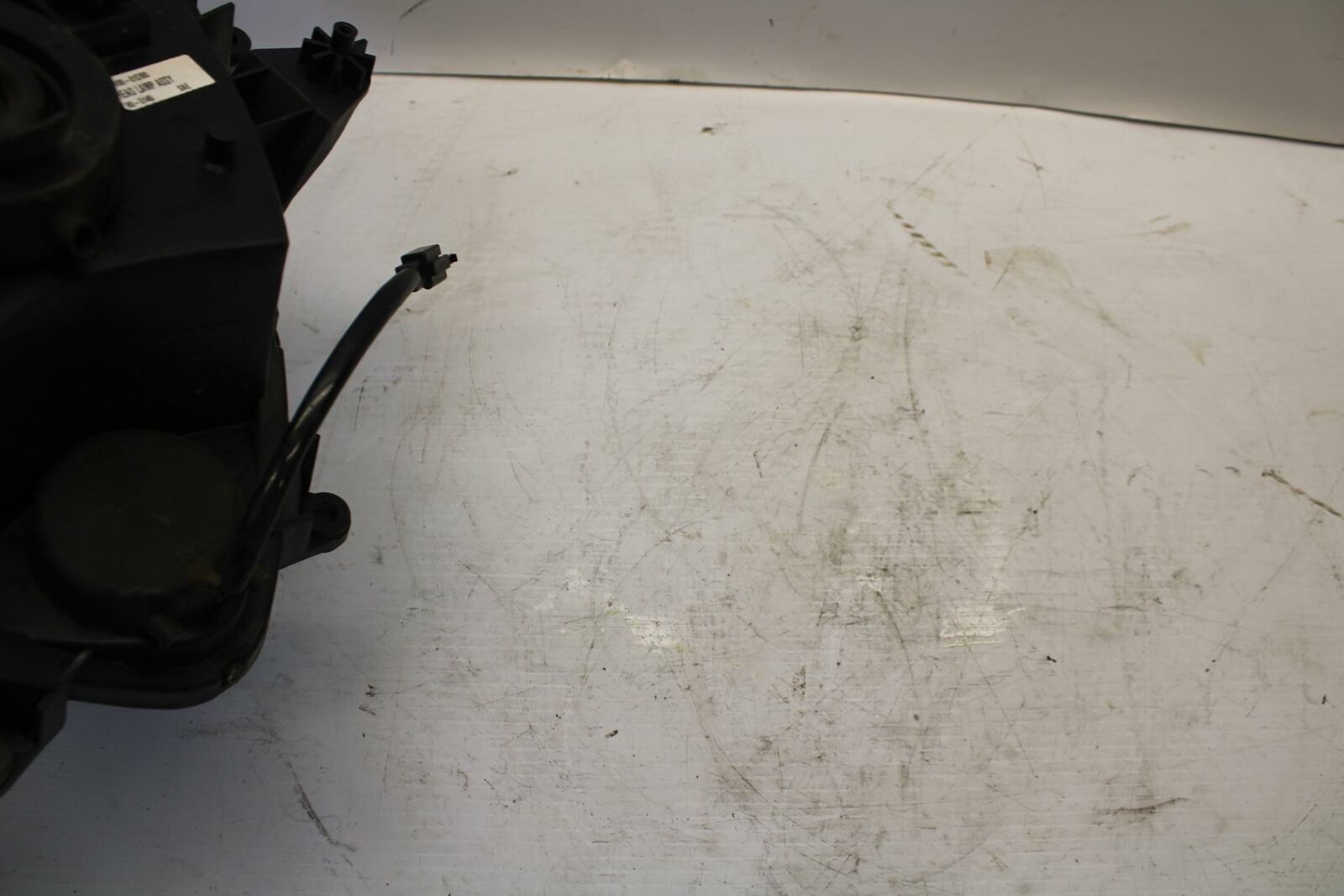 04-09 SUZUKI GS500F FRONT HEADLIGHT HEAD LIGHT LAMP 35100-01DB0-999 BB261