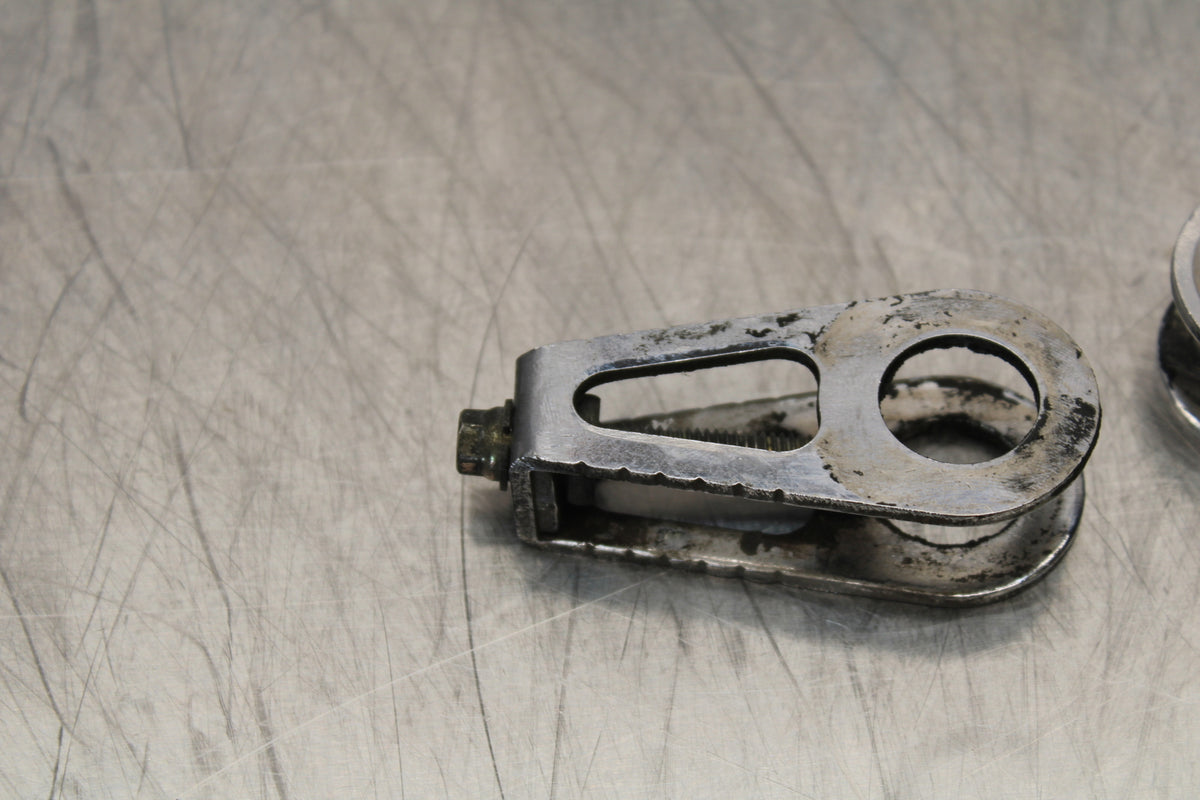 98-05 HONDA SUPER HAWK 1000 VTR1000F SWINGARM CHAIN TENSIONER ADJUSTMENT BB152
