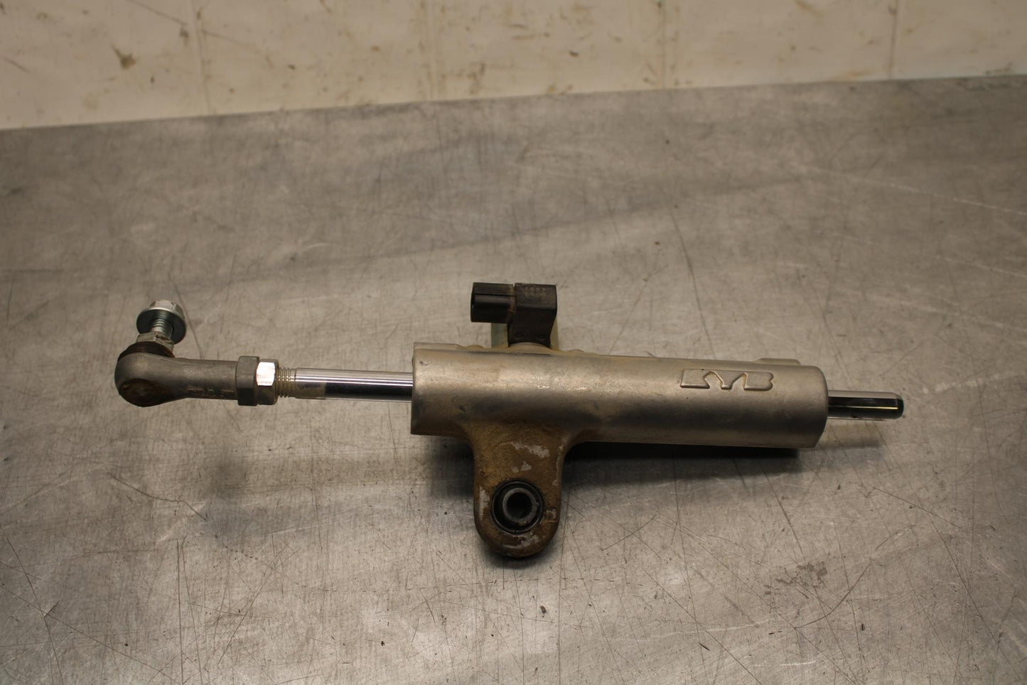 2015 Suzuki GSXR750 STEERING DAMPER STABILIZER BB595
