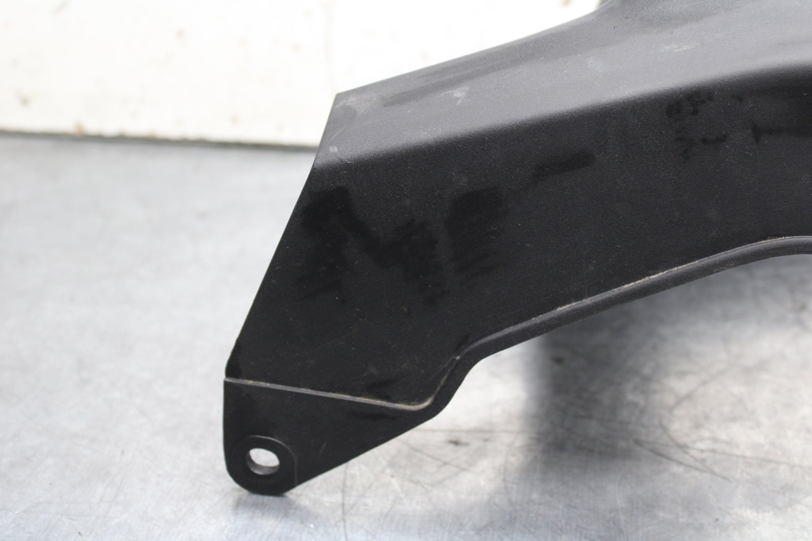 15-16 HONDA CB300F REAR BACK DRIVE CHAIN GUARD COVER SHIELD BB740