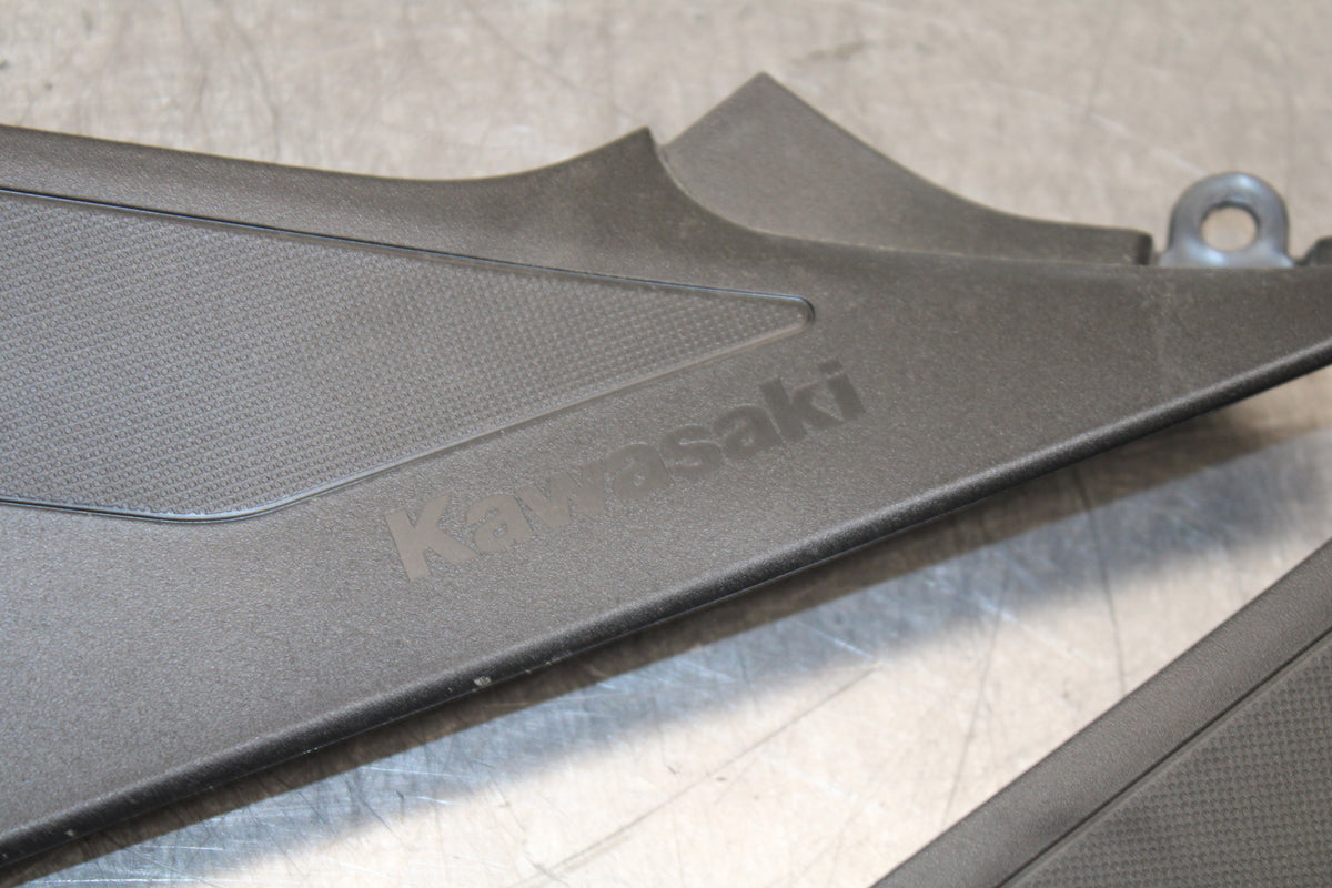 18-23 KAWASAKI NINJA 400 EX400 ABS RIGHT LEFT SIDE SEAT PANELS TRIMS COWLS BB747