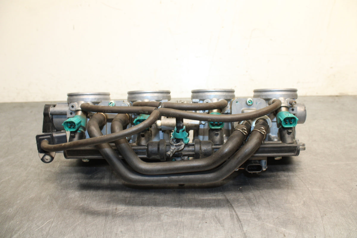 10-11 HONDA CBR1000RR MAIN FUEL INJECTORS / THROTTLE BODIES BB128