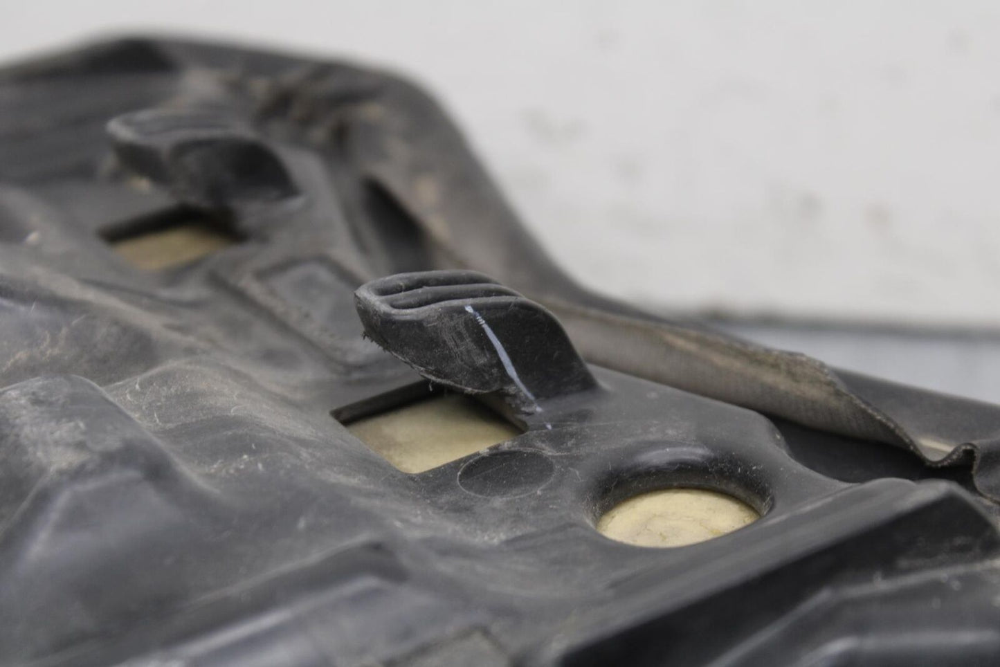 15-16 KAWASAKI EX300 FRONT DRIVERS SEAT PAD SADDLE PILLION BB635