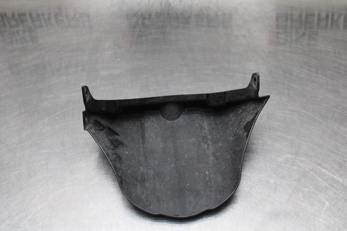07 SUZUKI GSXR1000 REAR BACK WHEEL TIRE HUGGER FENDER BB770