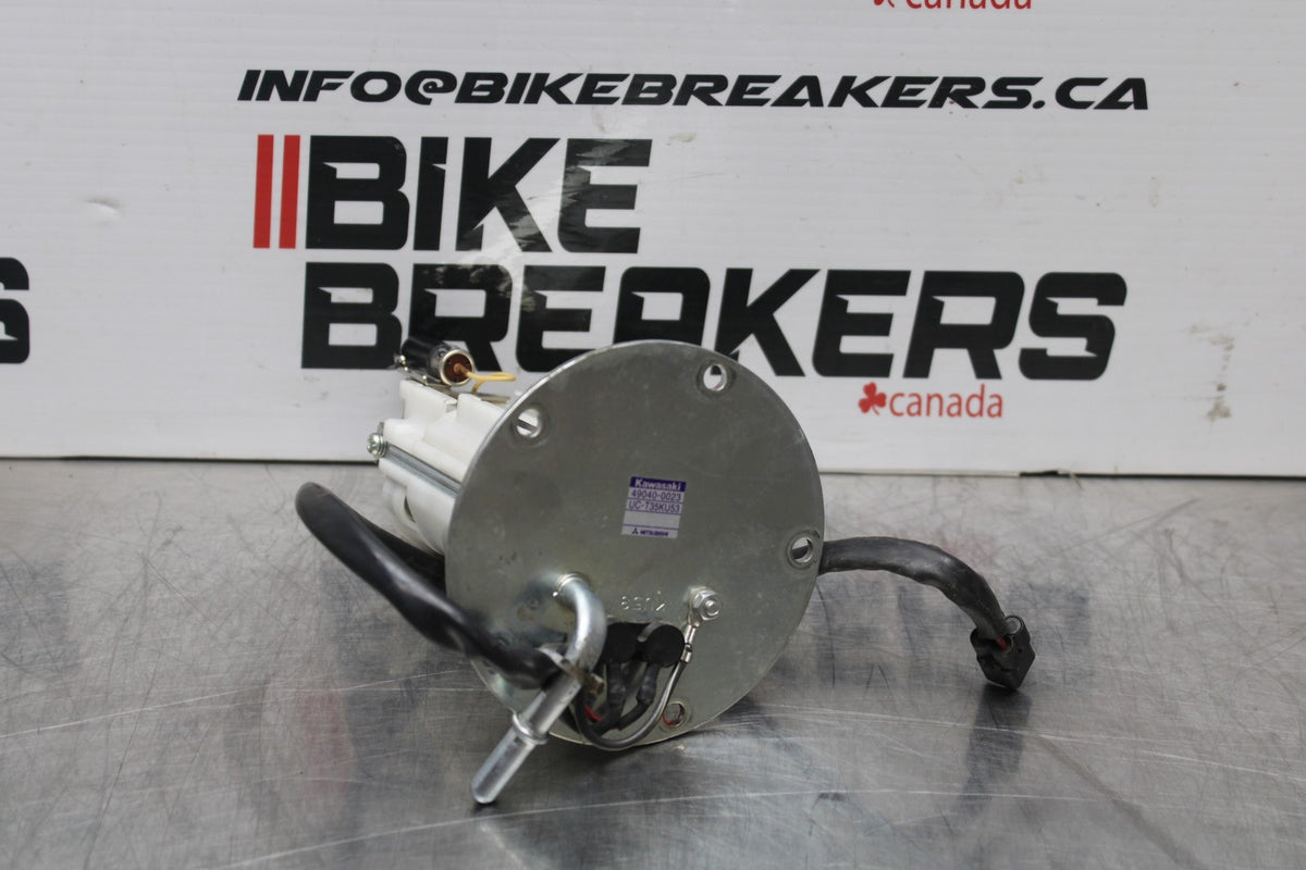 07-08 KAWASAKI NINJA ZX6R FUEL PUMP GAS PETROL SENDER UNIT BB199