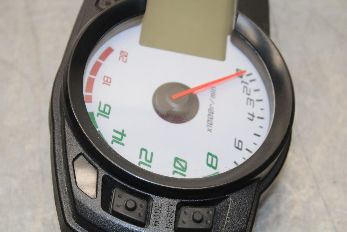 2011 Kawasaki Ninja ZX6R ZX600R SPEEDO TACH GAUGES DISPLAY SPEEDOMETER BB587