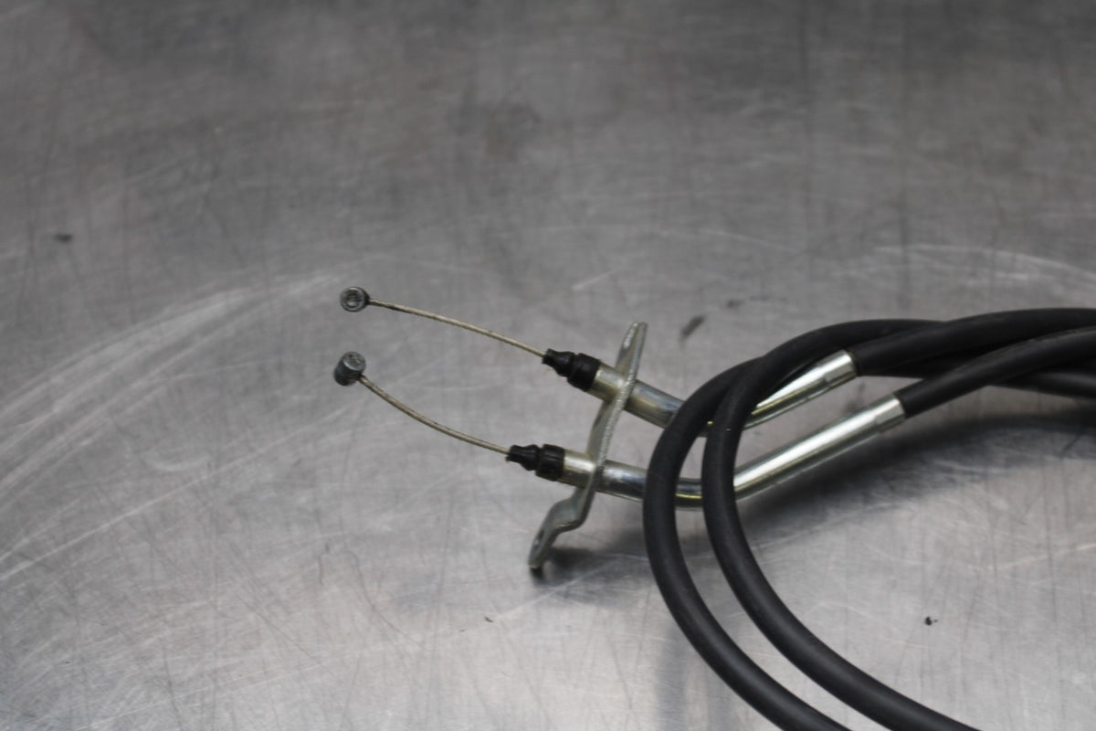 17-18 YAMAHA YZF R3 THROTTLE CABLES LINES BB788