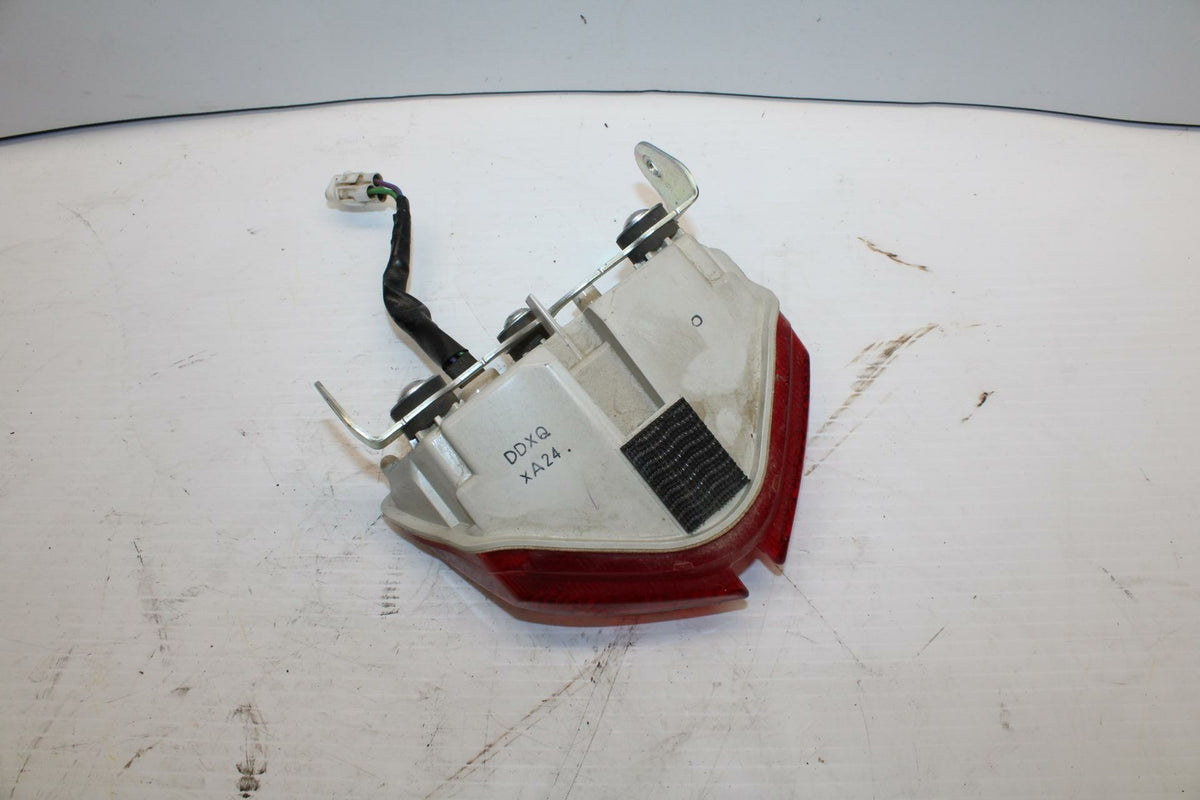 08-09 SUZUKI GSXR600 REAR TAIL TAILLIGHT BACK BRAKE LIGHT 35710-37H30 BB250