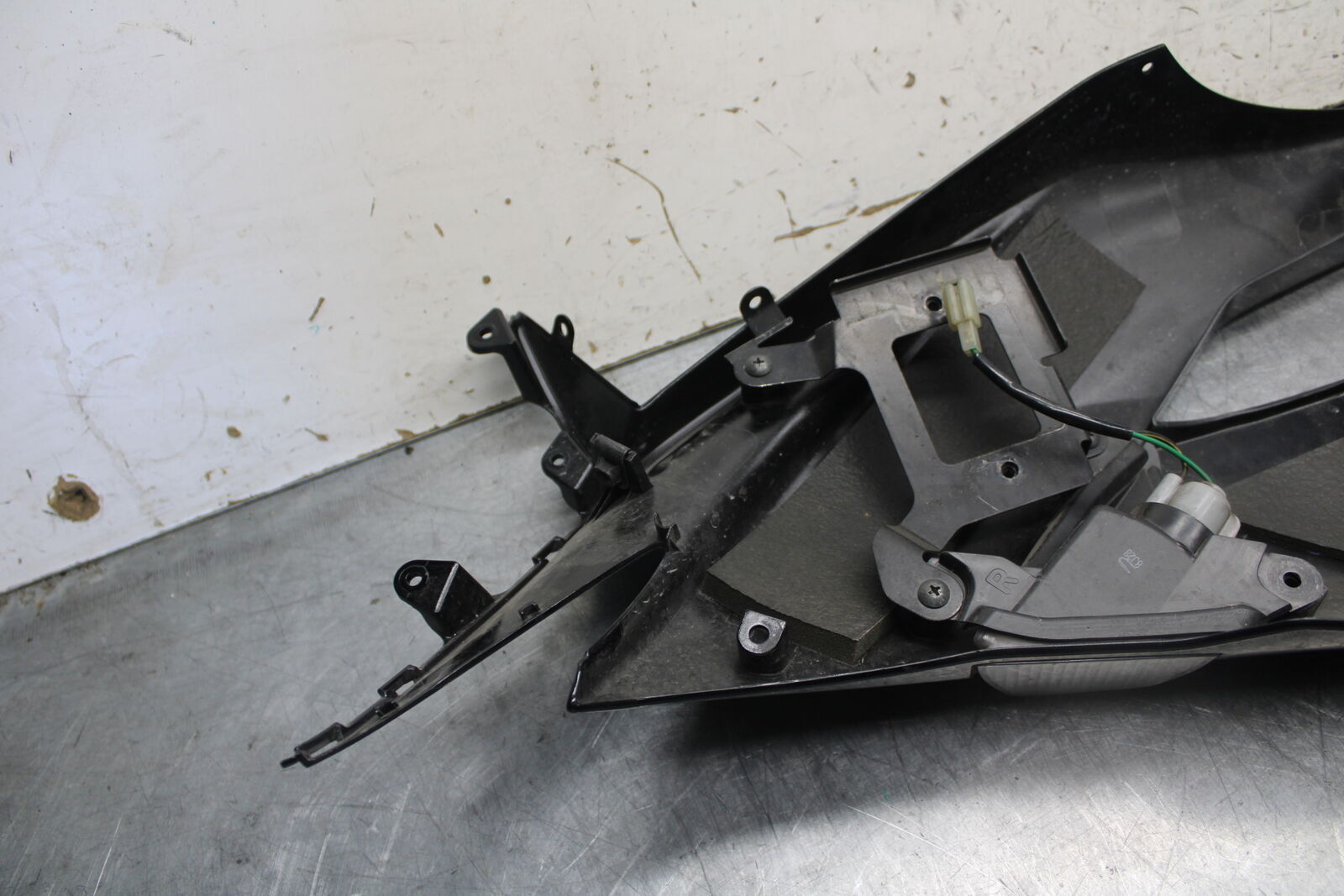 09-12 KAWASAKI NINJA ZX6R RIGHT LOWER MID UPPER SIDE FAIRING COWL  BB698
