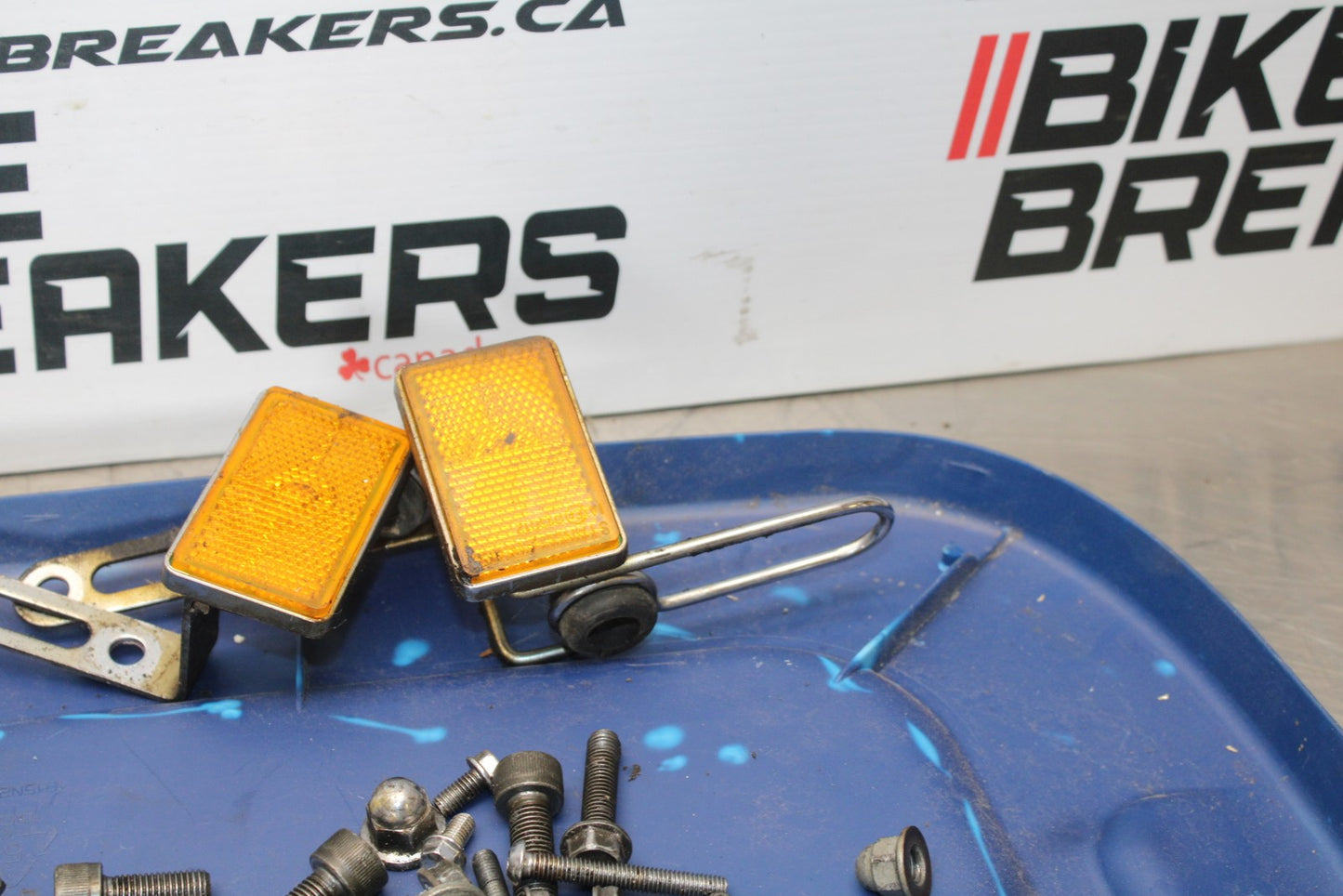 03-08 KAWASAKI VULCAN 1600 MOUNTING BOLTS HARDWARE MOTOR SCREWS BB196