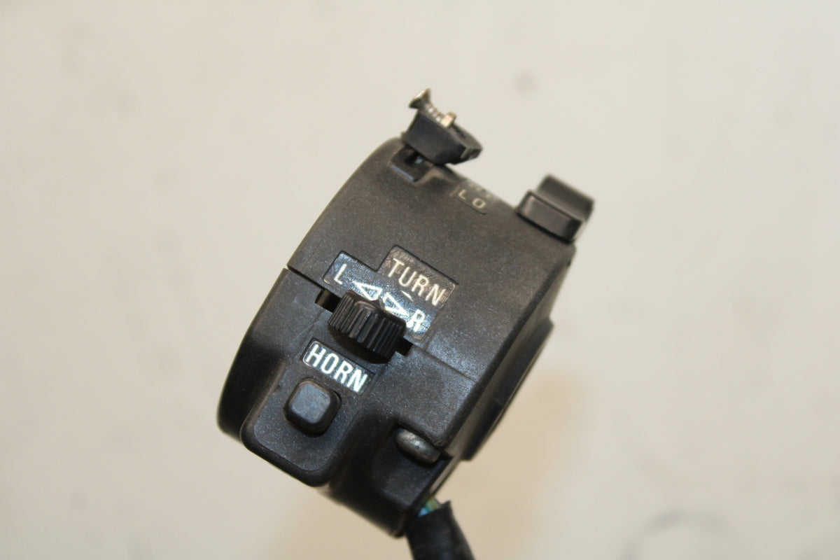 78 SUZUKI GS550E LEFT CLIP ON HANDLE HORN SIGNALS SWITCH SWITCHES BB133