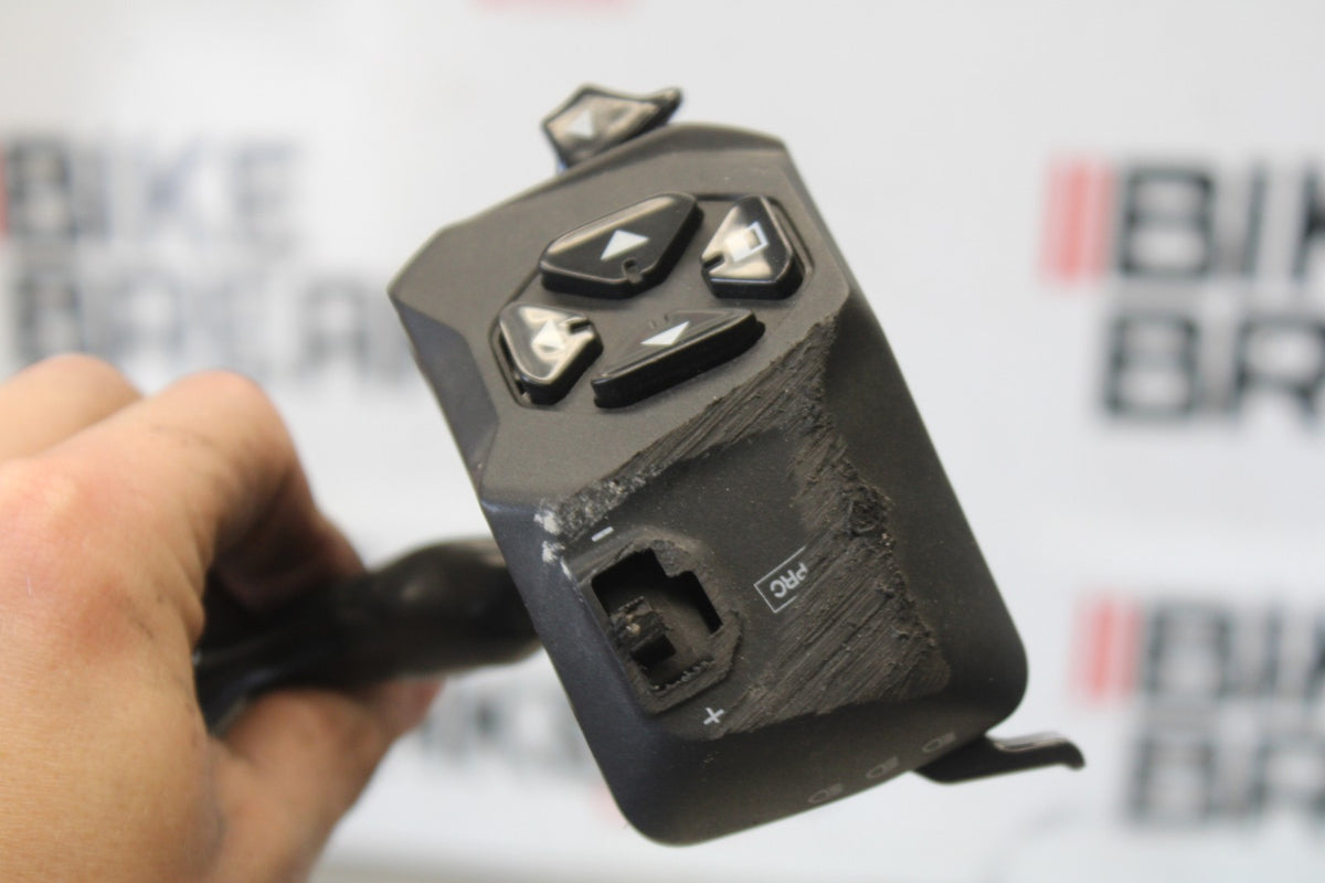 20-23 APRILIA RS660 LEFT CLIP ON HANDLE HORN SIGNALS SWITCH SWITCHES BB889