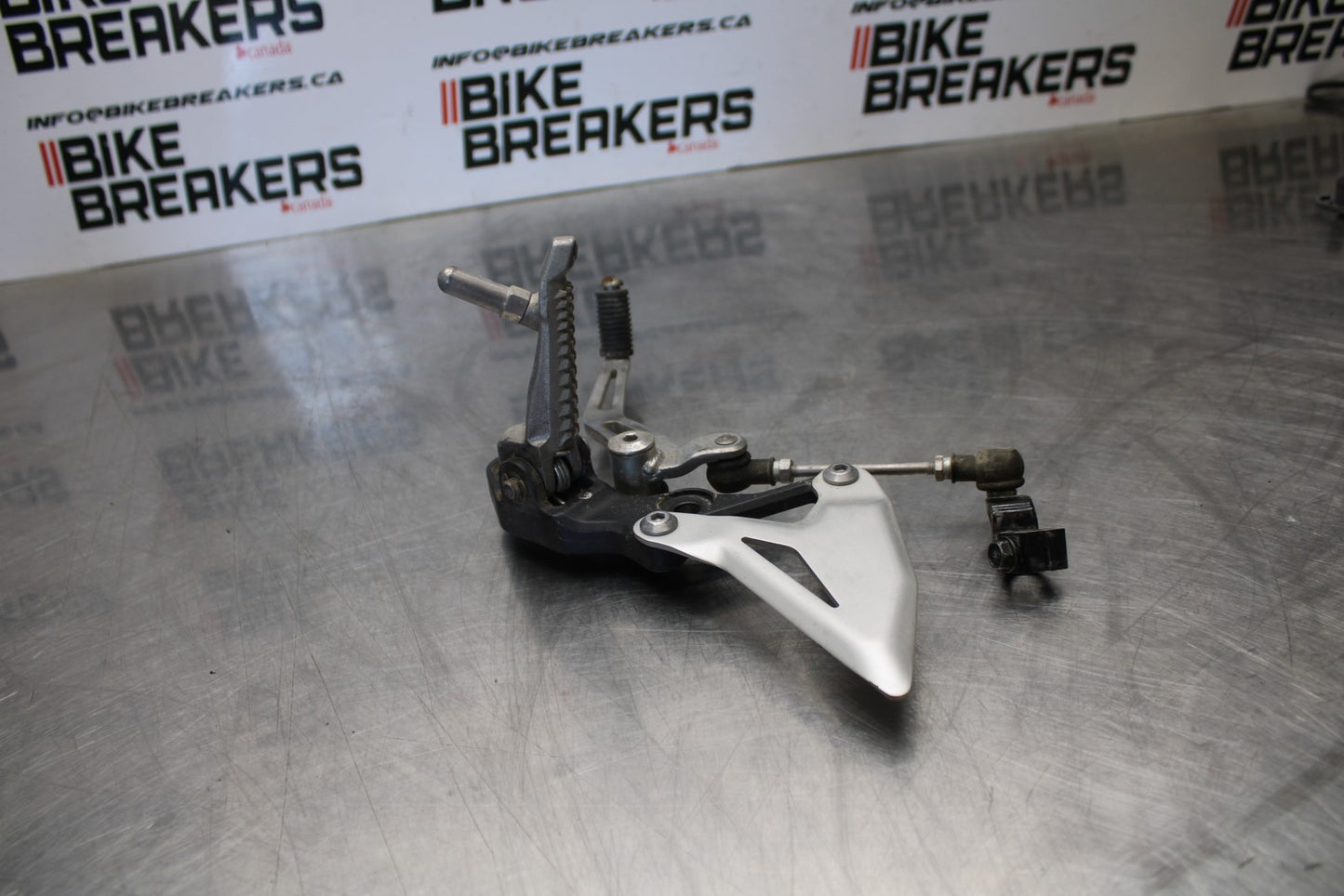 18-23 KAWASAKI NINJA 400 EX400 ABS LEFT REARSET REAR SET FOOT PEG REST BB177