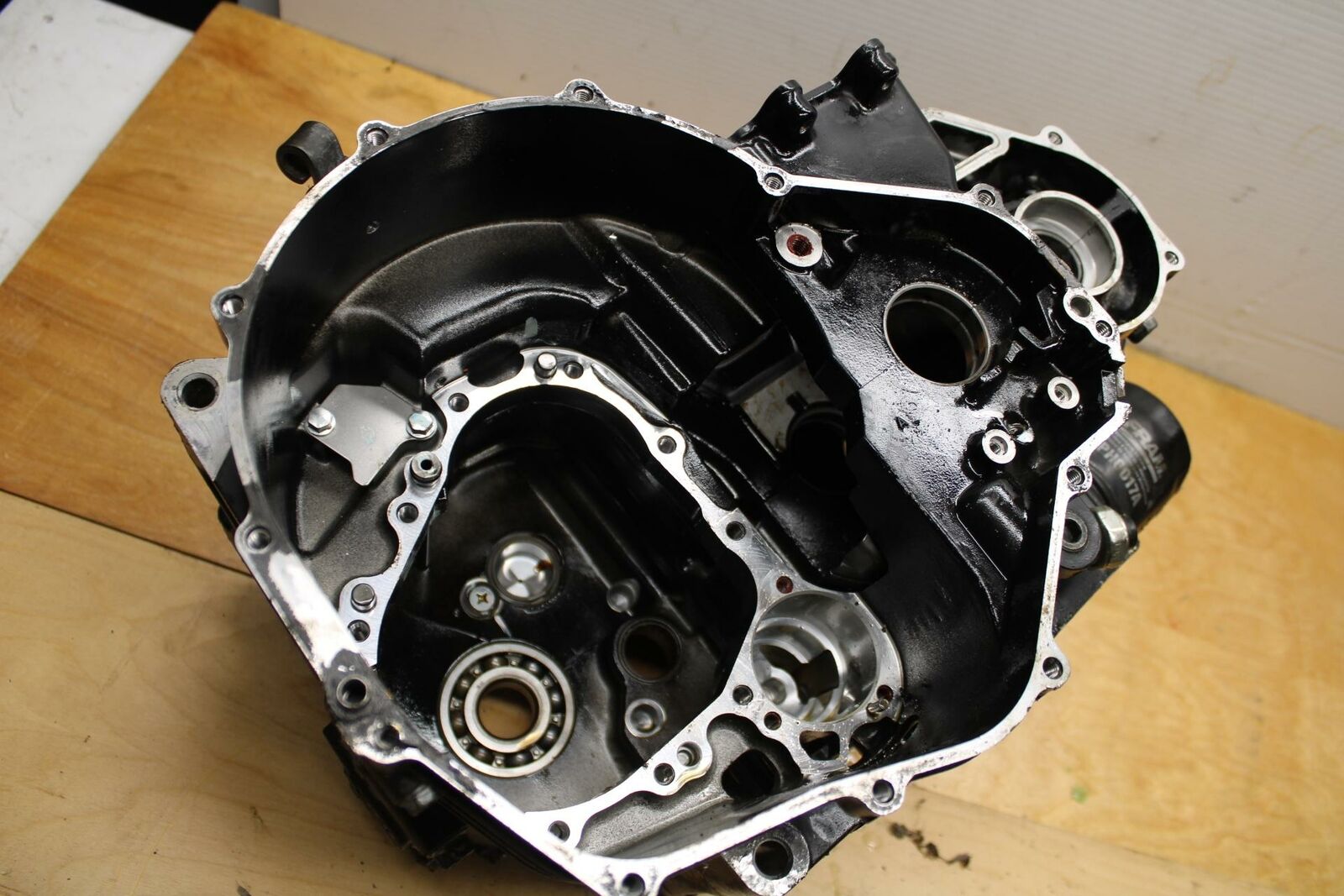 09-10 KAWASAKI ER-6N ENGINE MOTOR CRANKCASE CRANK CASES BLOCK BB325