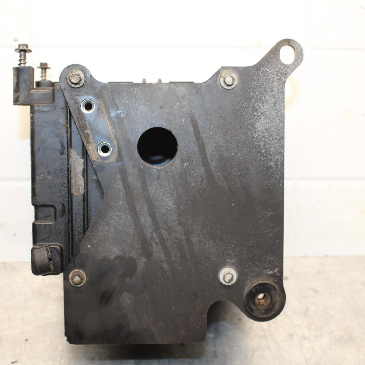07-11 KTM  990 SUPER DUKE BATTERY BOX PLASTIC BB578