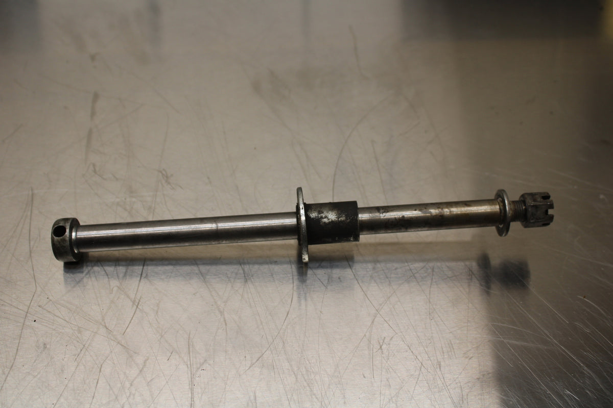 86 SUZUKI GS750ES FRONT WHEEL RIM AXLE PIVOT BOLT BB140