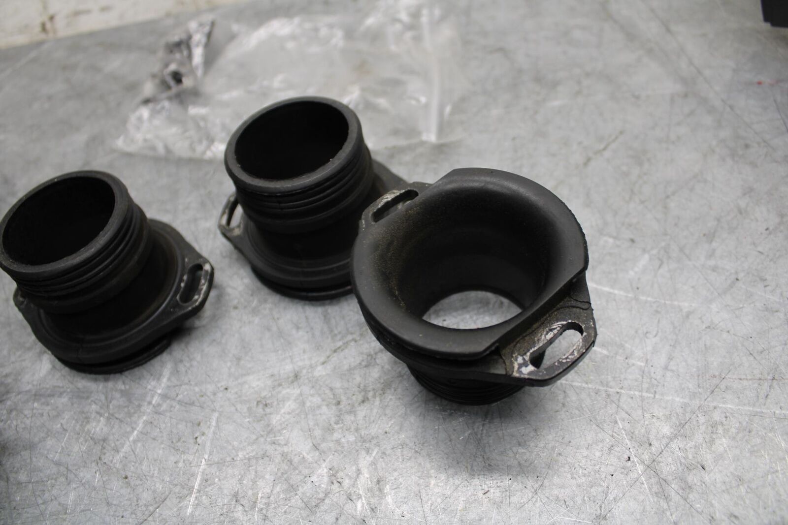 2002 Kawasaki Ninja ZX12R ZX1200B AIRBOX INTAKE VELOCITY STACKS BB48