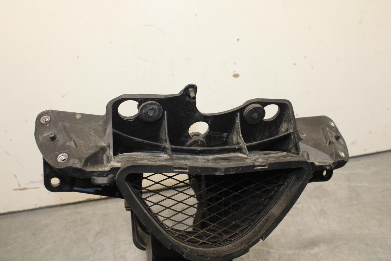 09-12 KAWASAKI NINJA ZX6R ZX600R RAM AIR INTAKE TUBE DUCT BB617