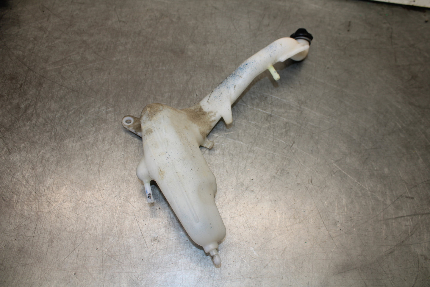 13-15 HONDA CBR500R COOLANT WATER TANK RESERVOIR BOTTLE 19101-MGZ-J00 BB704