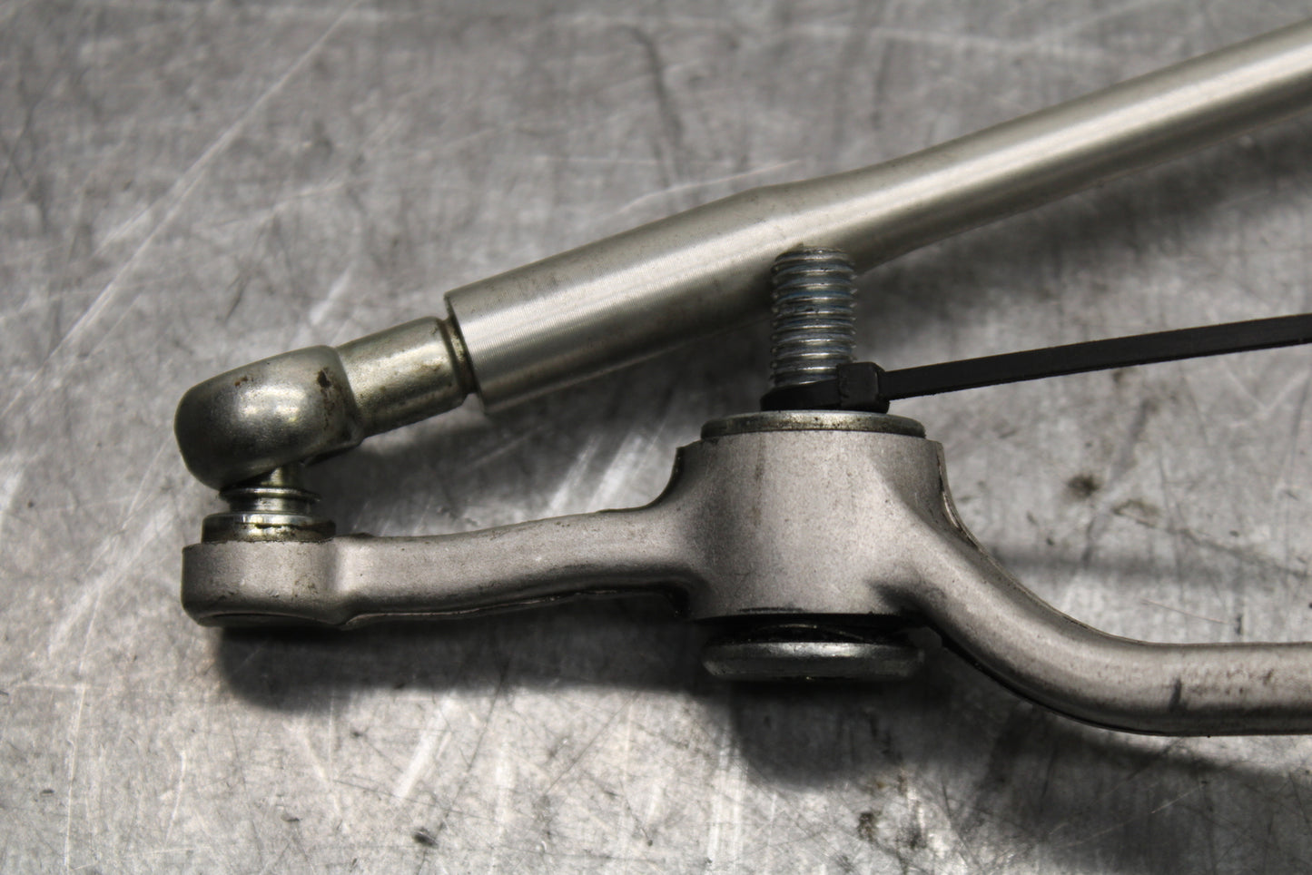 06 YAMAHA YZF R6 SHIFTER LINKAGE SHIFT LINK PEDAL BB716