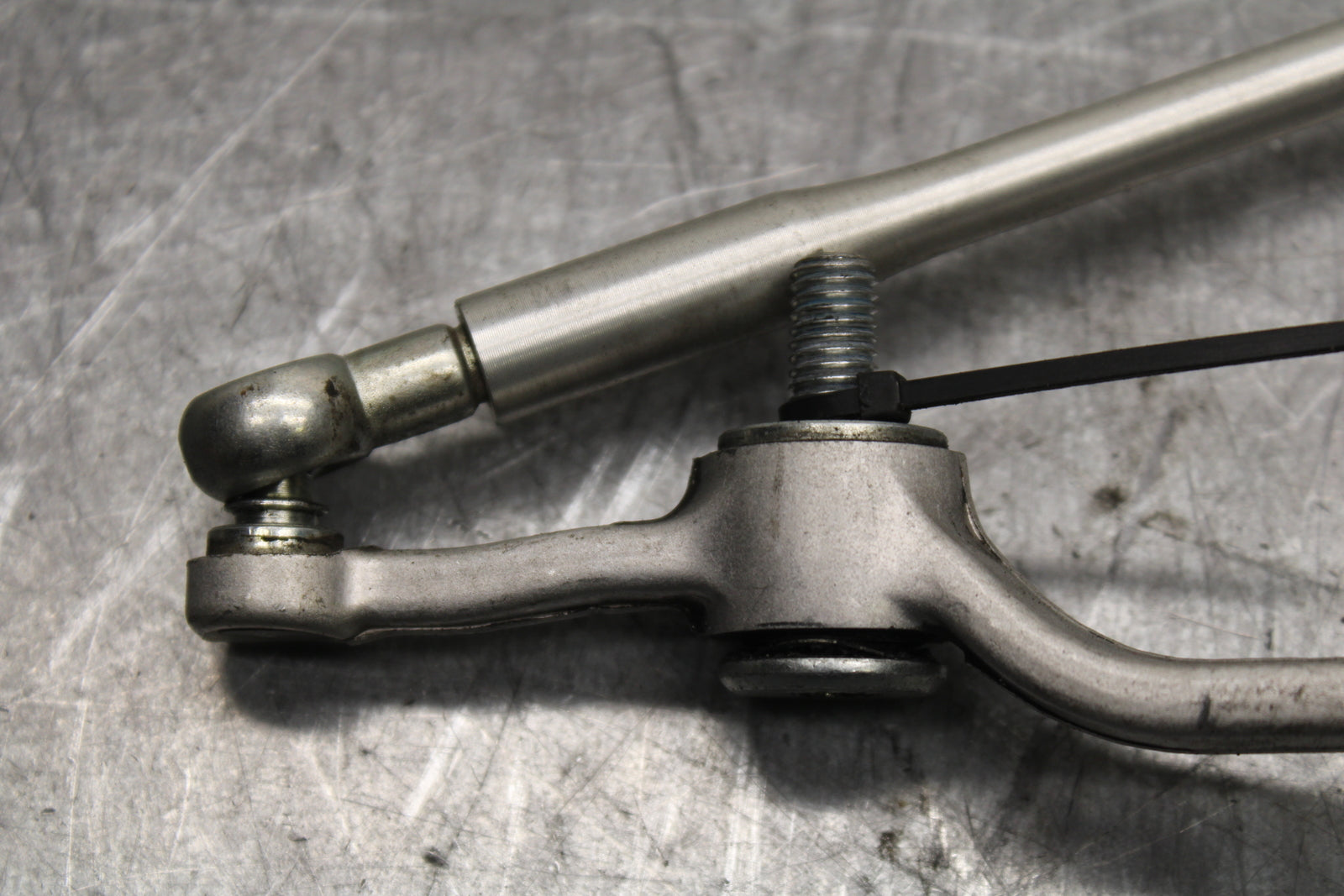 06 YAMAHA YZF R6 SHIFTER LINKAGE SHIFT LINK PEDAL BB716