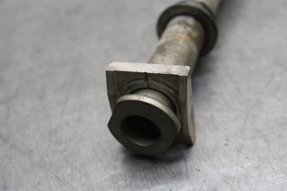 13-18 KAWASAKI NINJA ZX6R REAR AXLE BACK RIM PIVOT BOLT AXEL 41068-0613 BB666