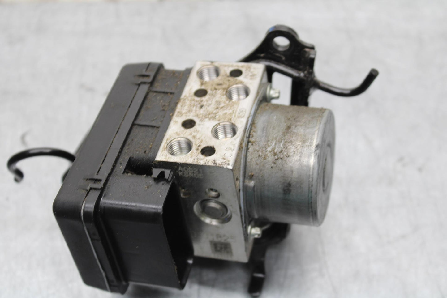 2014 Kawasaki Ninja 650 EX650E ABS PUMP UNIT MODULE BB569