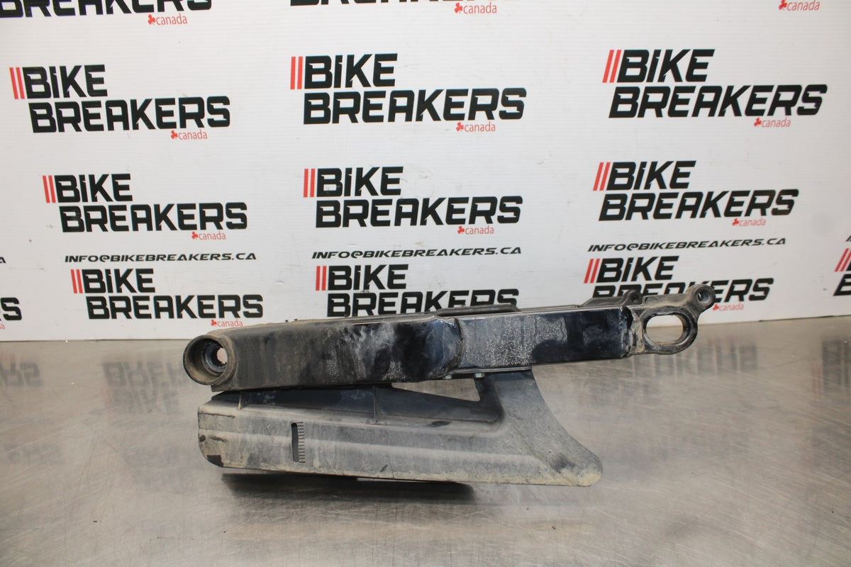 08 HARLEY-DAVIDSON ELECTRA GLIDE POLICE EFI FLHTPI REAR SWINGARM  BB816