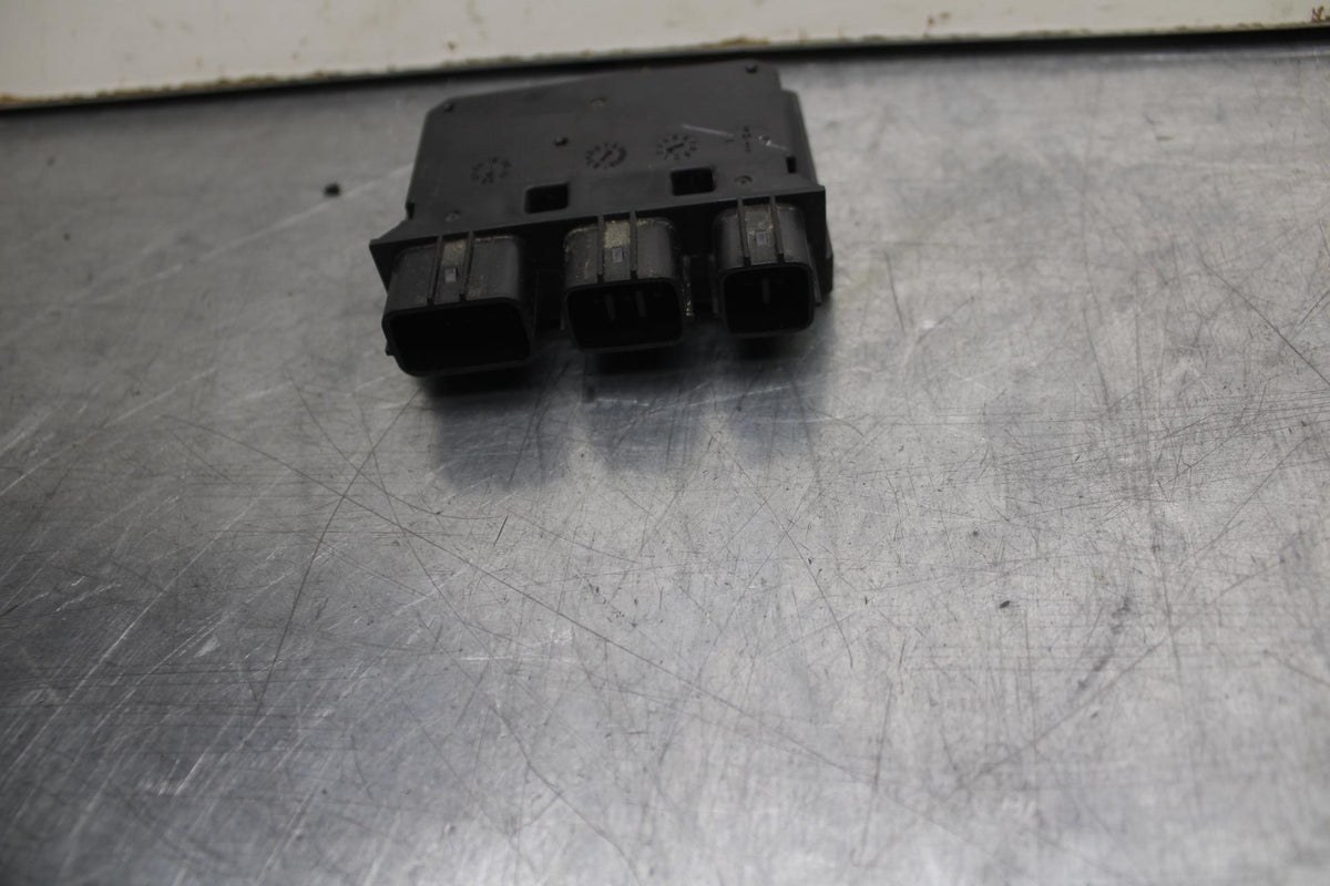 23 KAWASAKI NINJA ZX6R 636 RELAY ASSEMBLY FUSE BOX BB609