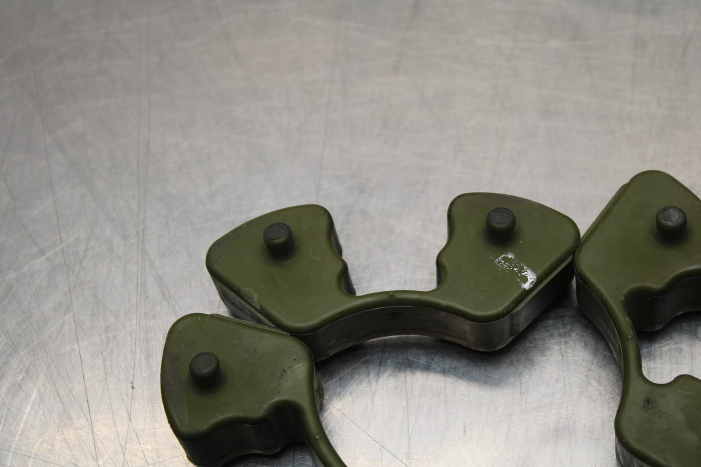 08 KAWASAKI VULCAN 900 REAR HUB & SHOCK DAMPERS CUSH ABSORBERS BB184