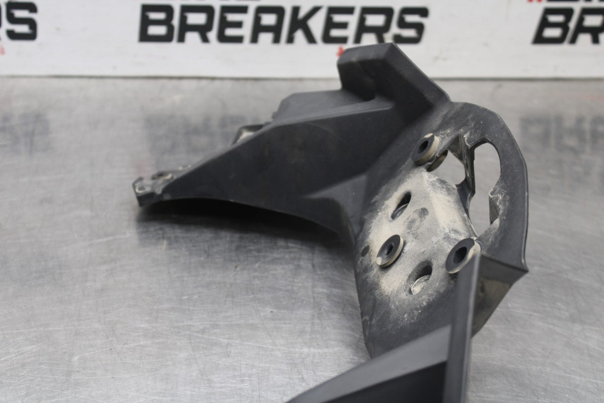 24-25 KAWASAKI NINJA 500 EX500J ABS FRONT CENTER FAIRING & USB-C CHARGER BB934
