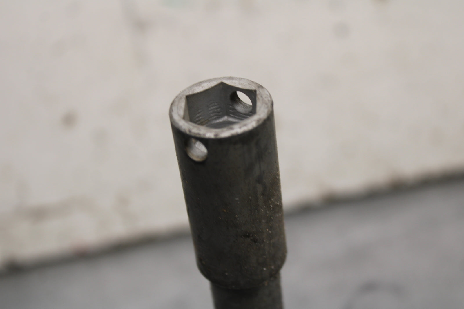 14 HONDA CTX1300A FRONT WHEEL RIM AXLE PIVOT BOLT BB732