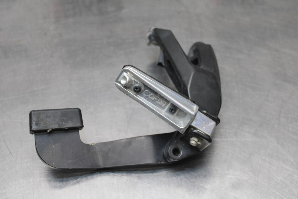 18 YAMAHA SUPER TENERE REAR BACK PASSENGER PEG SET PAIR BB832