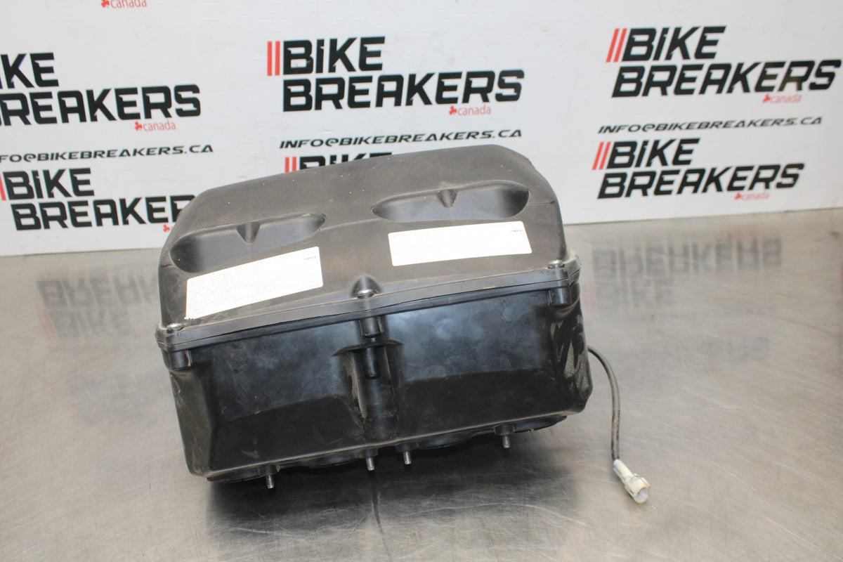 07 YAMAHA YZF R1 AIRBOX AIR INTAKE FILTER BOX BB826