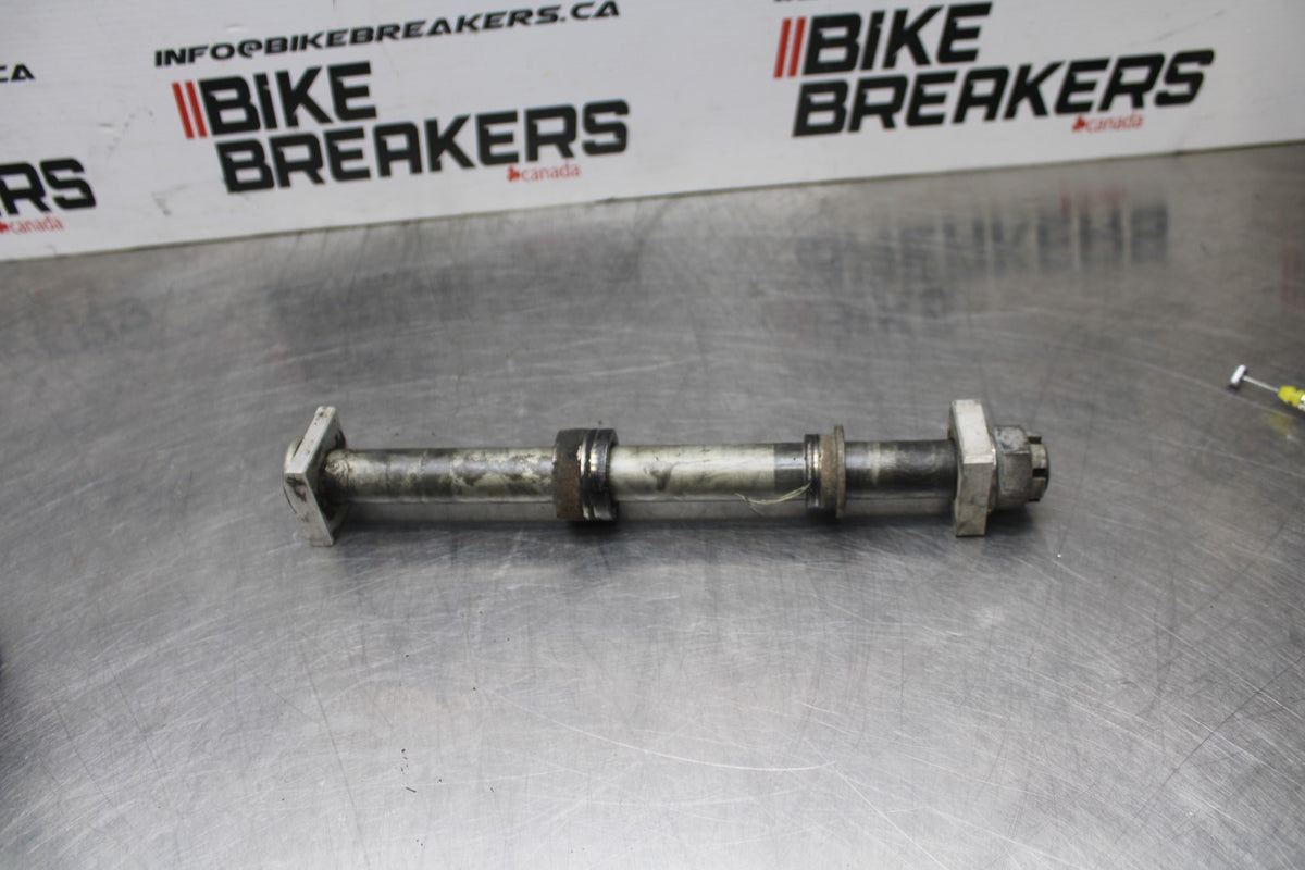 07-08 KAWASAKI NINJA ZX6R REAR AXLE BACK WHEEL RIM PIVOT BOLT AXEL BB855