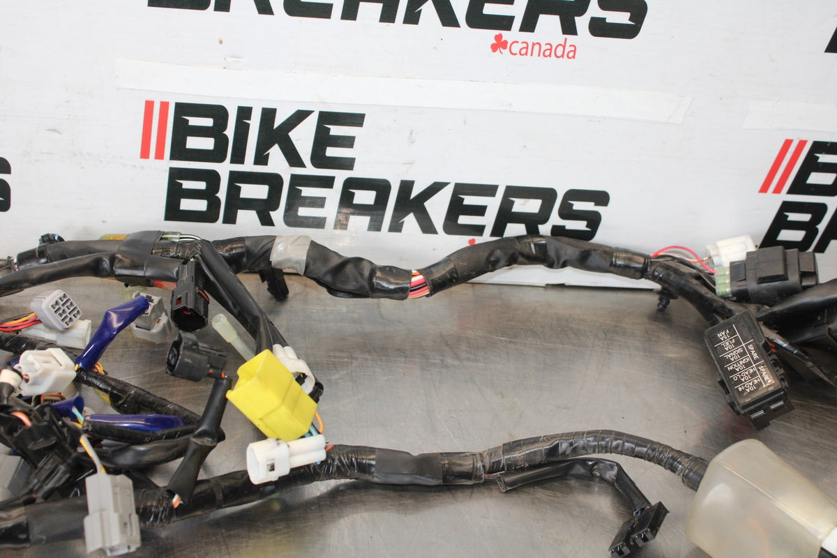 15-26 SUZUKI GSXR600 MAIN ENGINE WIRING HARNESS MOTOR WIRE LOOM BB888