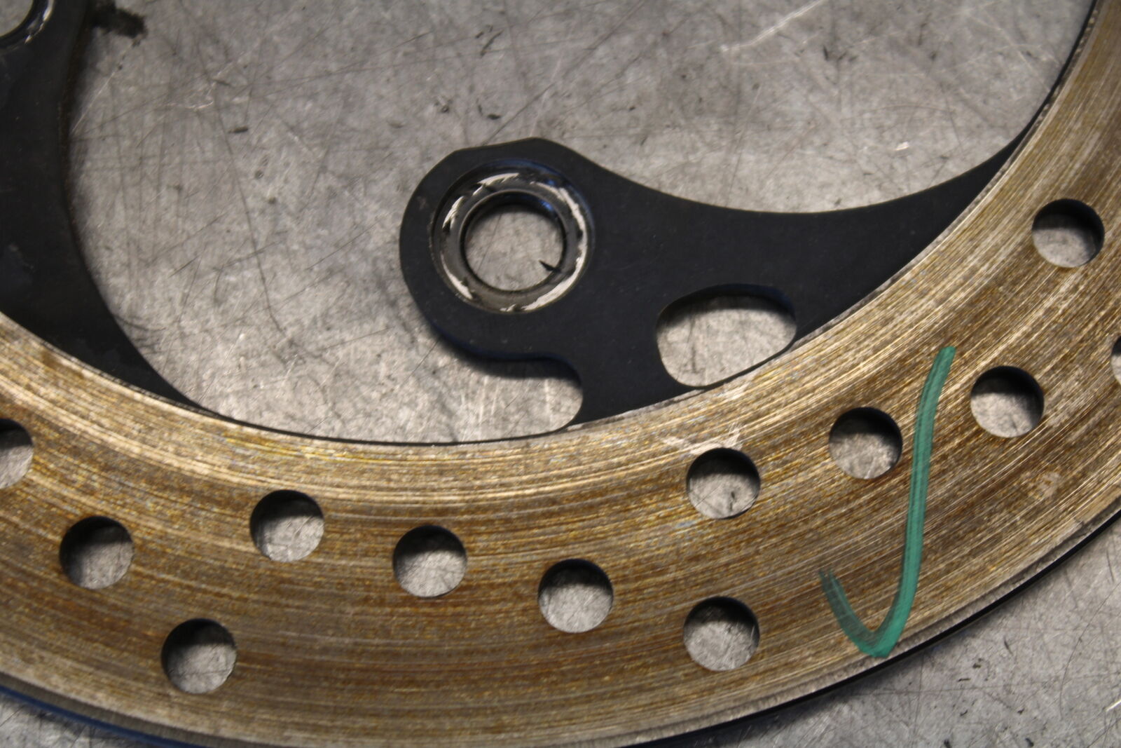 11-24 SUZUKI GSXR750 REAR ROTOR BACK BRAKE DISC BB687