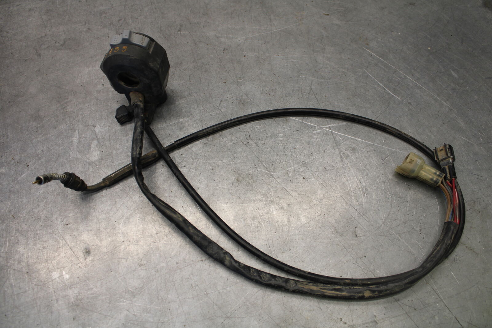 2004 Yamaha Raptor 660R YFM660R LEFT HANDLEBAR CONTROL SWITCH BB695