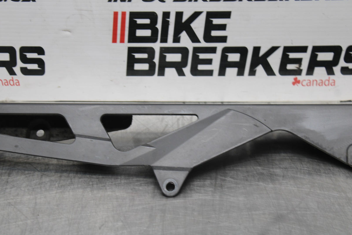 07 SUZUKI GSXR1000 REAR BACK DRIVE CHAIN GUARD COVER SHIELD BB770