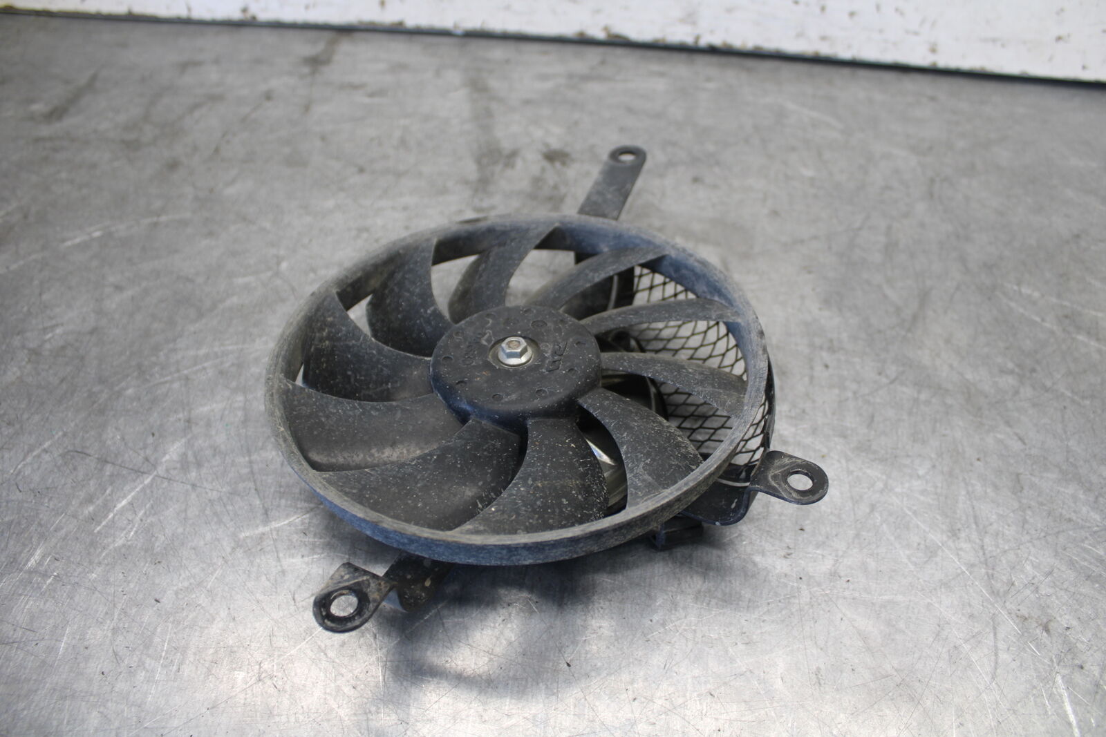 06-07 SUZUKI GSXR 600 ENGINE RADIATOR COOLING FAN BB694